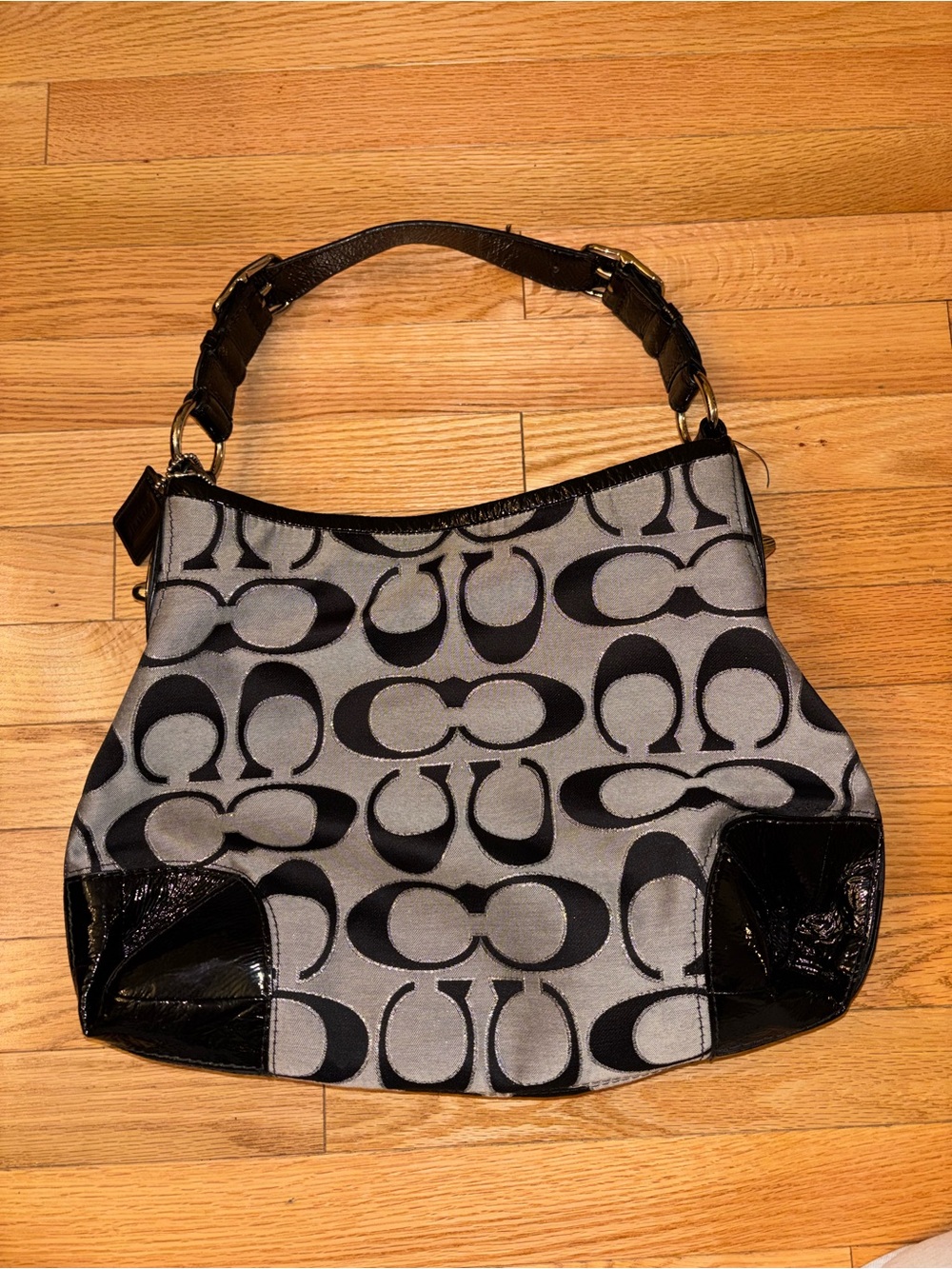 Authentic COACH PEYTON SIGNATURE HOBO BAG PURSE BLACK/SILVER